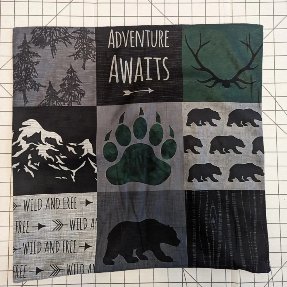 NEW- Set of 4 Pillow Covers Throw Covers Outdoor Wildlife 18